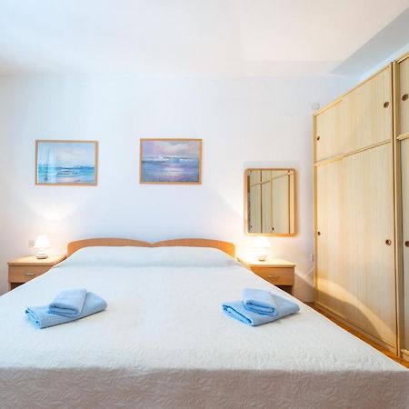 קאבטאט Villa Nona מראה חיצוני תמונה