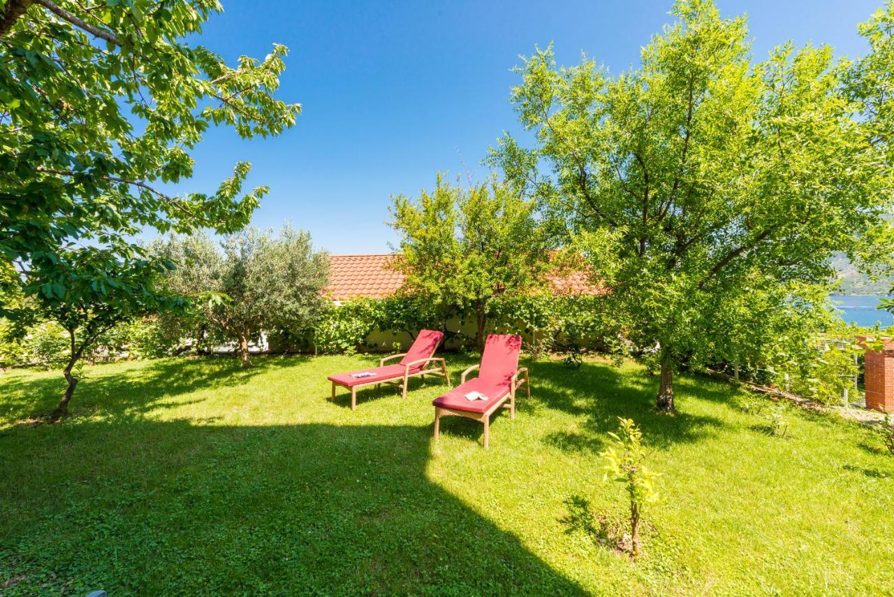קאבטאט Villa Nona מראה חיצוני תמונה